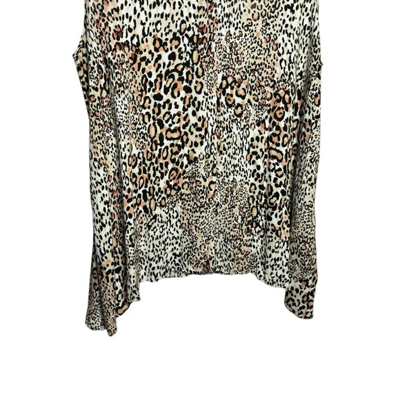 Cupio Curvy Womens Button Front Tunic Blouse Size 3X Leopard Print Sleeveless - Picture 3 of 11